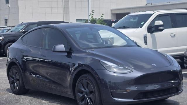 2025 Tesla Model Y Long Range