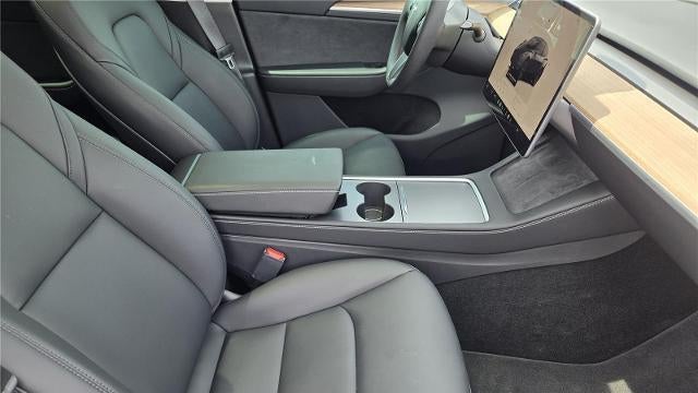 2025 Tesla Model Y Long Range