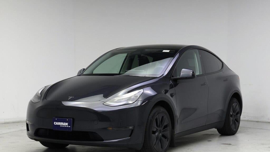 2025 Tesla Model Y Long Range