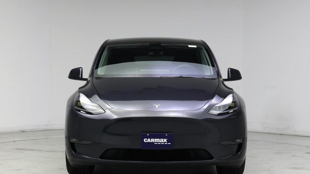 2025 Tesla Model Y Long Range