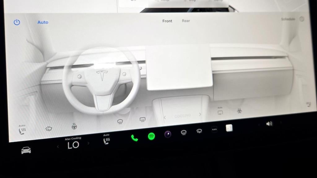 2025 Tesla Model Y Long Range