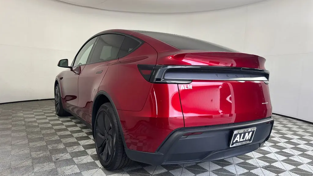 2026 Tesla Model Y Long Range