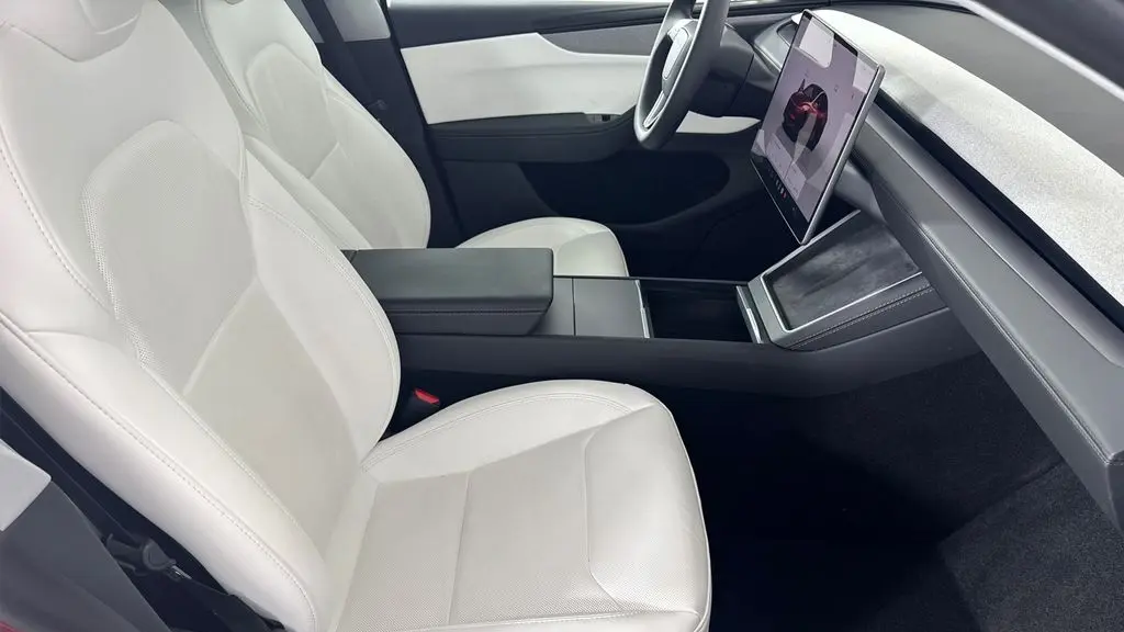 2026 Tesla Model Y Long Range
