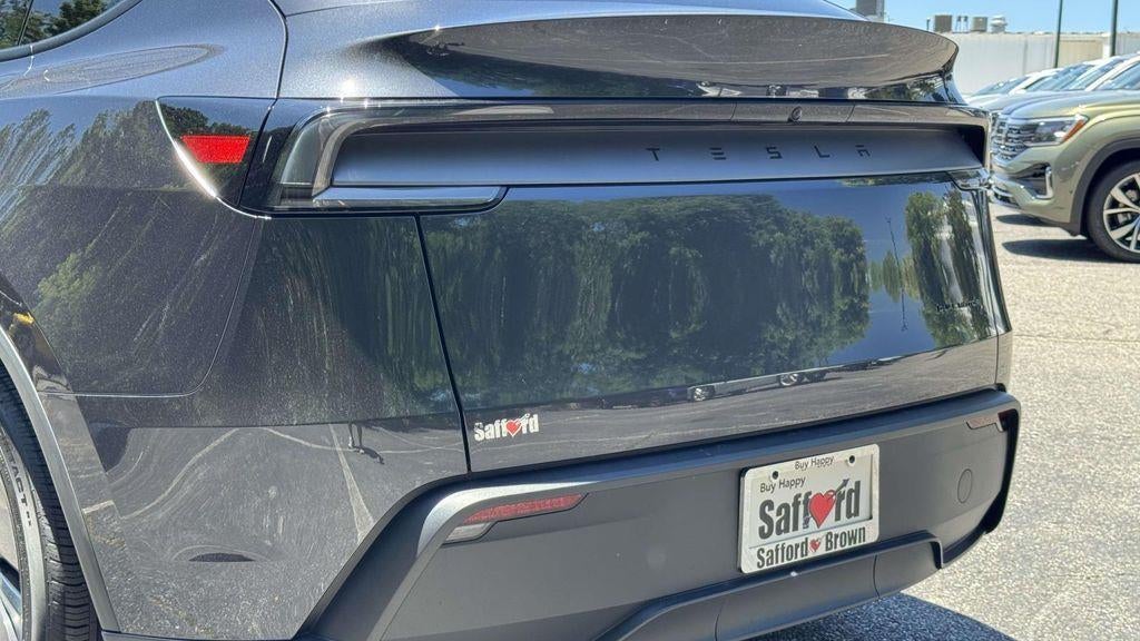 2026 Tesla Model Y Premium