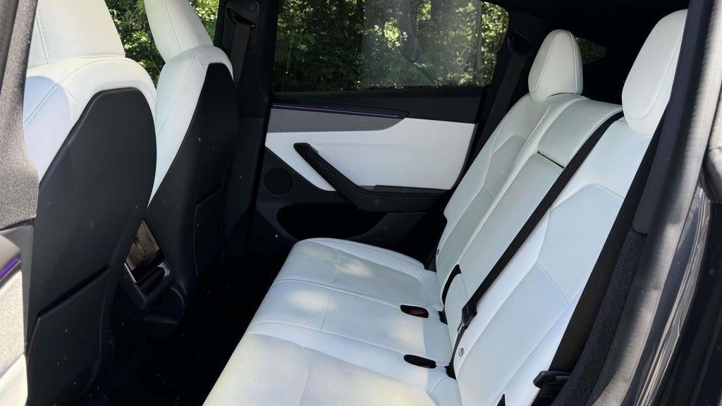 2026 Tesla Model Y Premium