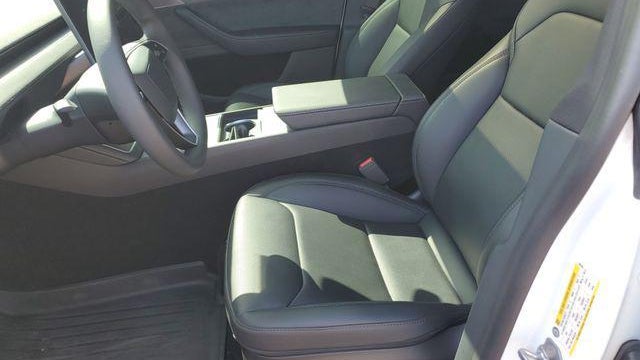 2026 Tesla Model Y Premium