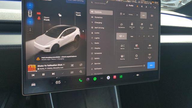 2026 Tesla Model Y Premium