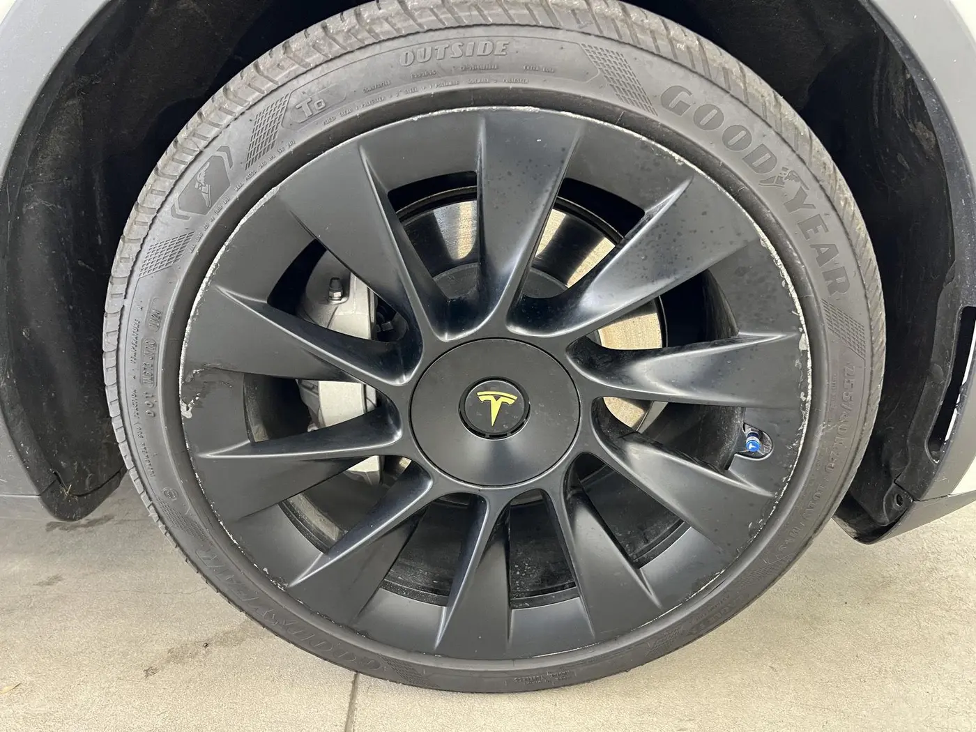 2023 Tesla Model Y - $34,489