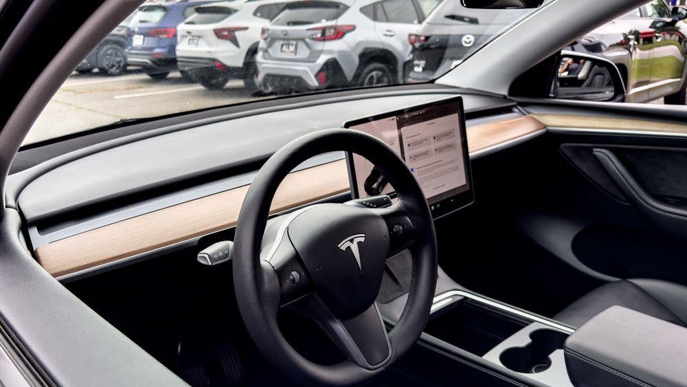 2023 Tesla Model Y Long Range