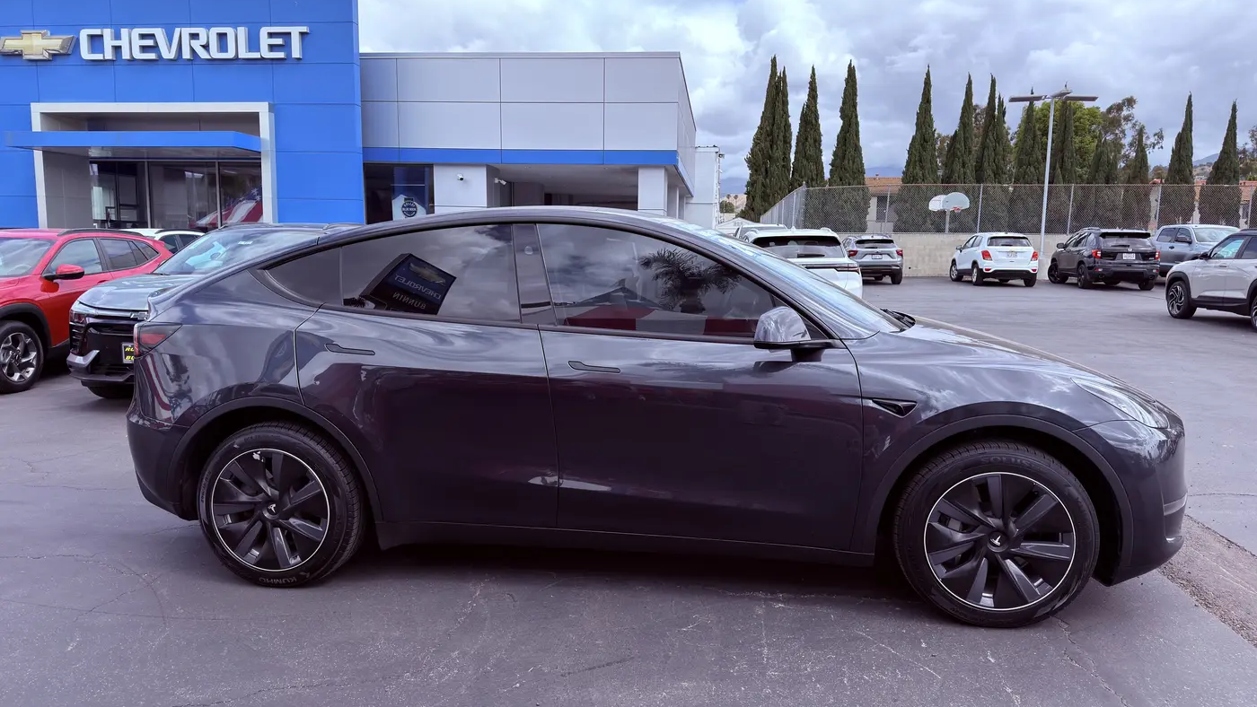 2024 Tesla Model Y Long Range