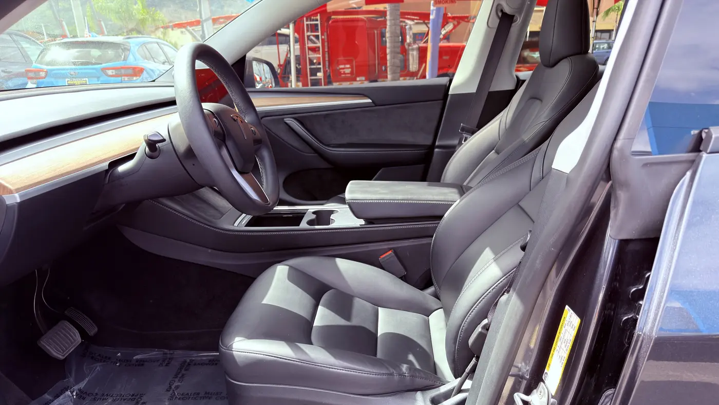 2024 Tesla Model Y Long Range