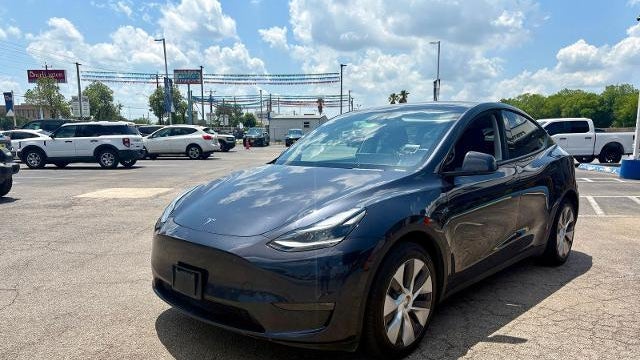 2024 Tesla Model Y Long Range