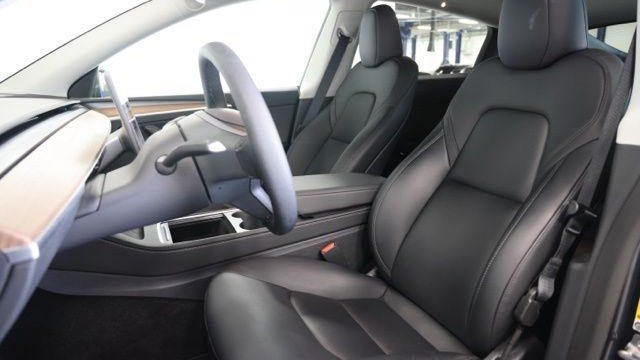 2025 Tesla Model Y Long Range