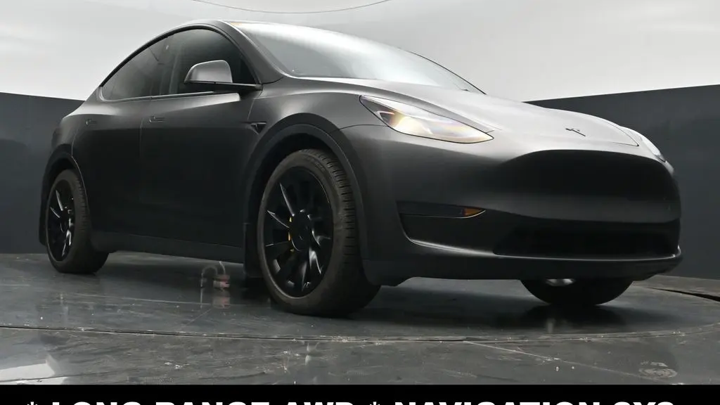 2023 Tesla Model Y Base