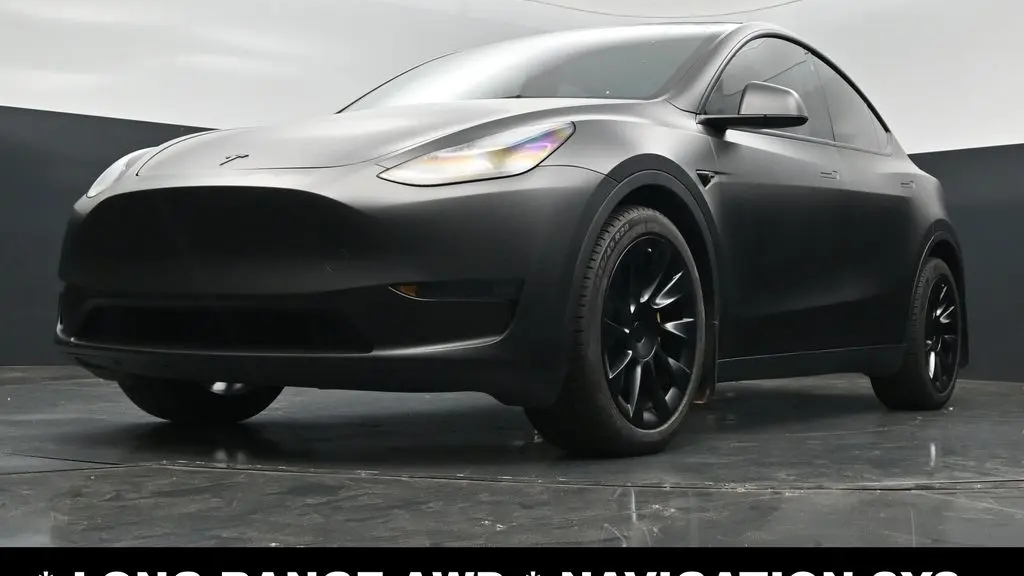 2023 Tesla Model Y Base