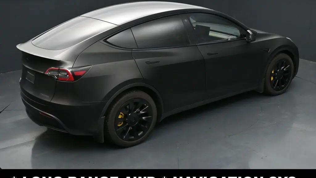 2023 Tesla Model Y Base