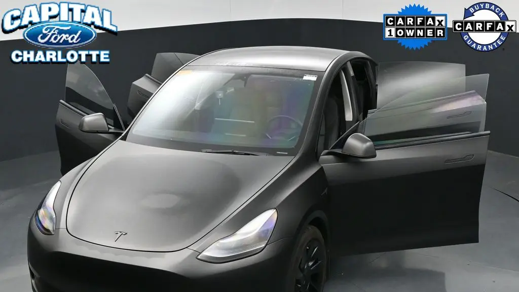 2023 Tesla Model Y Base