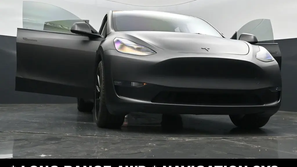 2023 Tesla Model Y Base