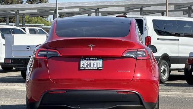 2023 Tesla Model Y Base
