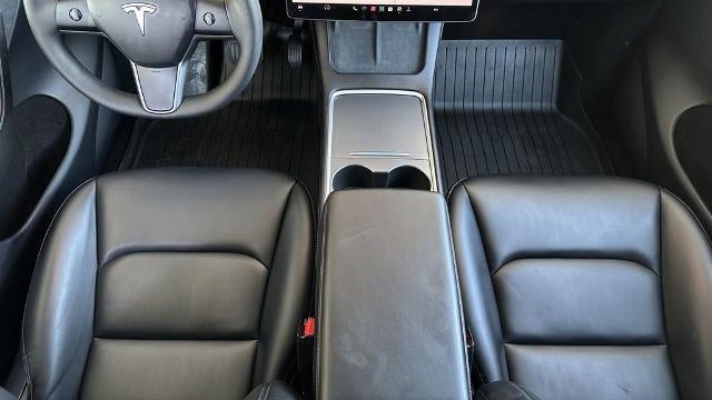 2023 Tesla Model Y Base