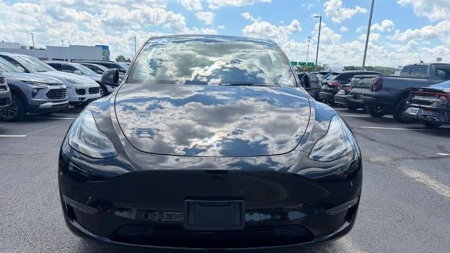 2023 Tesla Model Y Base