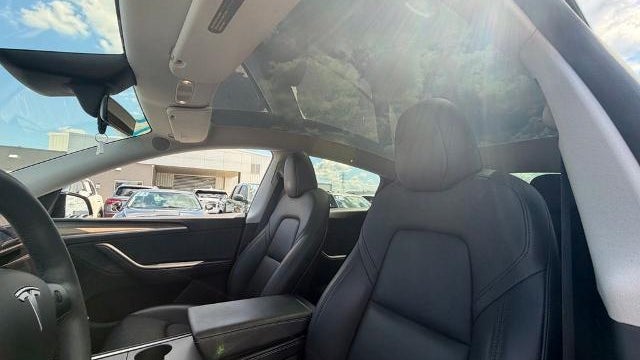 2023 Tesla Model Y Base