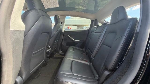 2023 Tesla Model Y Base