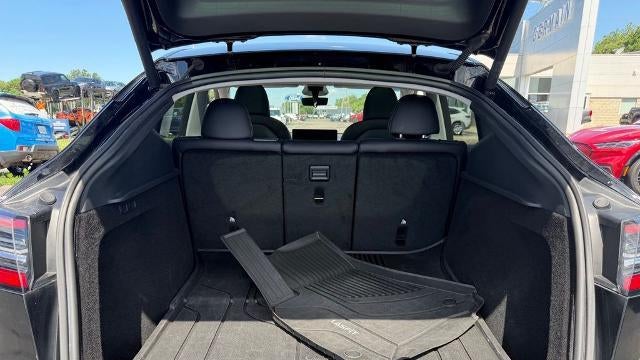 2023 Tesla Model Y Base