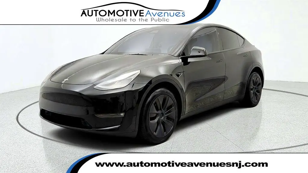2025 Tesla Model Y