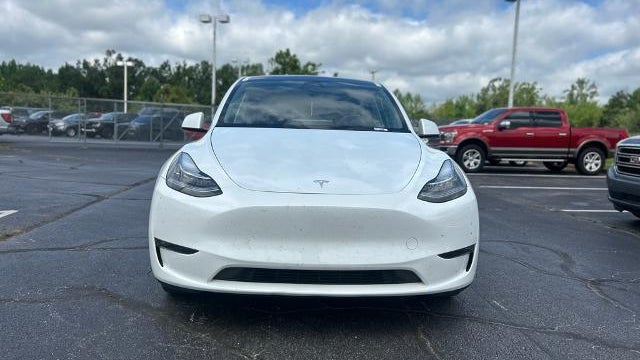 2023 Tesla Model Y Base
