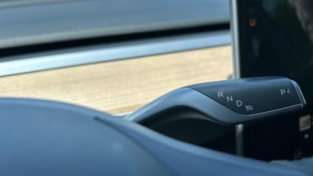 2023 Tesla Model Y Base