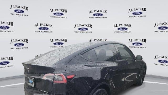 2023 Tesla Model Y Base