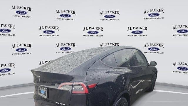 2023 Tesla Model Y Base