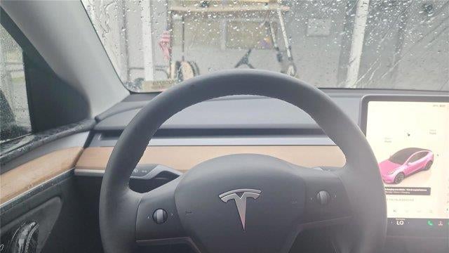 2023 Tesla Model Y Base
