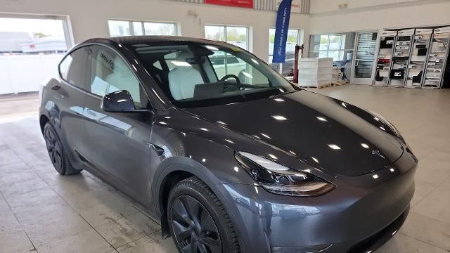 2025 Tesla Model Y Long Range