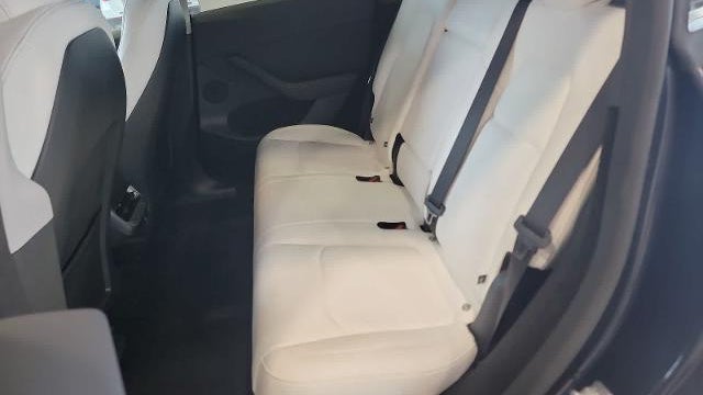 2025 Tesla Model Y Long Range