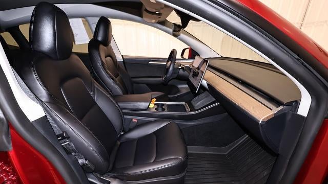 2025 Tesla Model Y Long Range