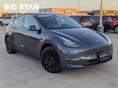 Photo of a 2022 Tesla Model Y AWD Long Range 4DR Crossover for sale