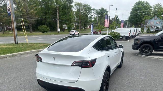2023 Tesla Model Y Base