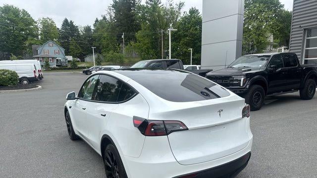 2023 Tesla Model Y Base