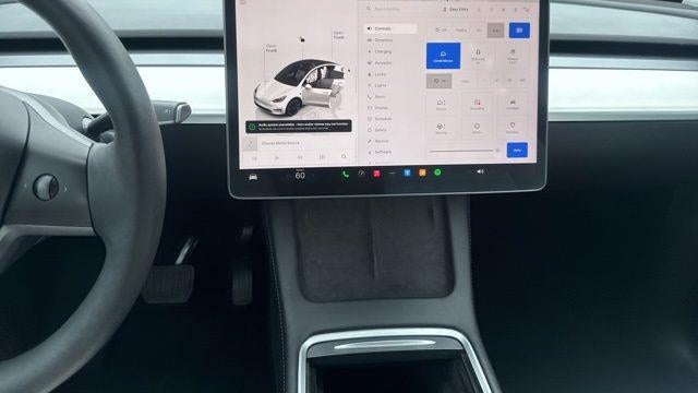 2023 Tesla Model Y Base