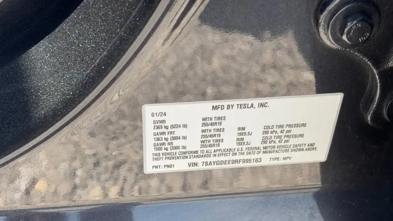 2024 Tesla Model Y Long Range