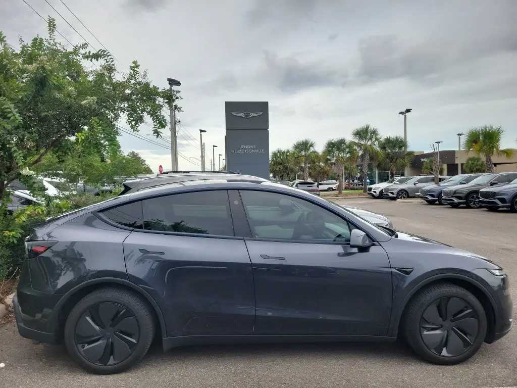 2026 Tesla Model Y - $47,399