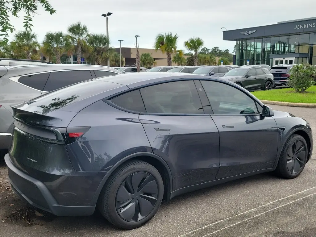 2026 Tesla Model Y - $47,399