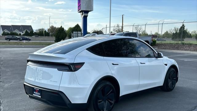 2026 Tesla Model Y Premium