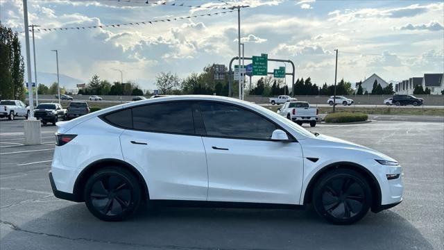 2026 Tesla Model Y Premium