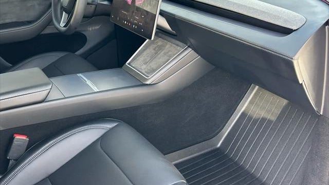2026 Tesla Model Y Premium