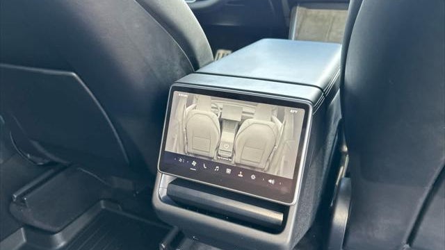 2026 Tesla Model Y Premium