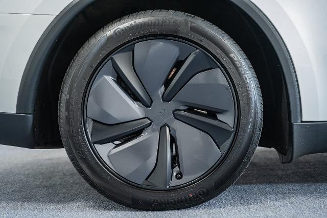 2026 Tesla Model Y - $50,501