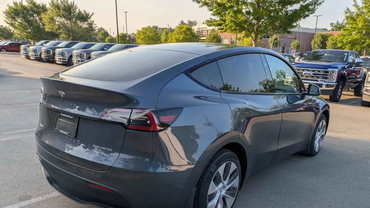 2023 Tesla Model Y Long Range